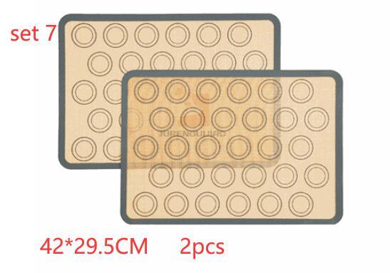 Reusable Silicone Baking Mat for Easy Macaron & Pastry Baking